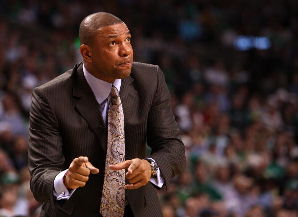 波士顿凯尔特人训练开放日，赛后完成体检引欢呼，法国杯在即，临场指挥获称赞的简单介绍