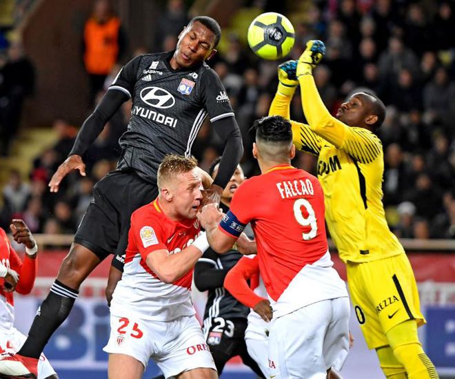 解放军为什么不敢越过台海