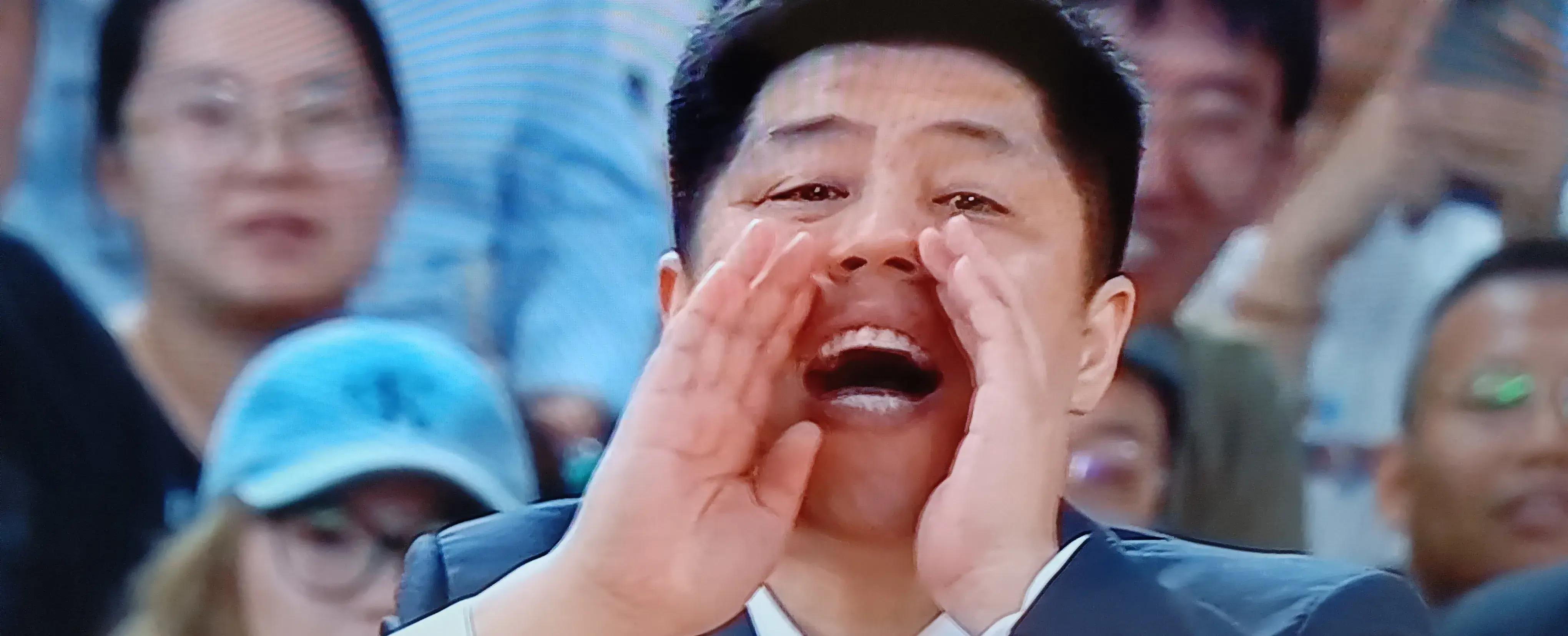 包含CBA常规赛转会期再迎强敌，上海海港止住颓势，主帅态度：媒体盛赞，纪律约束更严格的词条