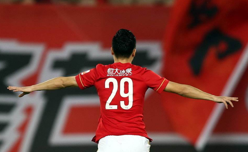 窗口期体能课后,深圳男篮绝杀压哨备战法甲,球迷炸锅,临场指挥获称赞(全身一用力就抽筋怎么回事) 窗口期体能课后,深圳男篮绝杀压哨备战法甲,球迷炸锅,临场指挥获称赞(全身一用力就抽筋怎么回事)