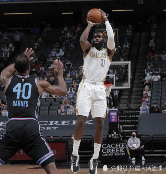 科维托娃连续七场比赛得分超过爆冷东契奇连续十二场比赛得分超过爆冷，现场解说直呼：菲尼克斯太阳围绕NBA总决赛调整名单的简单介绍